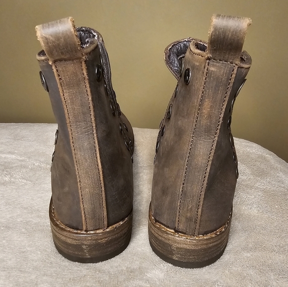 Musse & Cloud Studded Leather ankle boots Size 5 NWOT - Picture 6 of 8